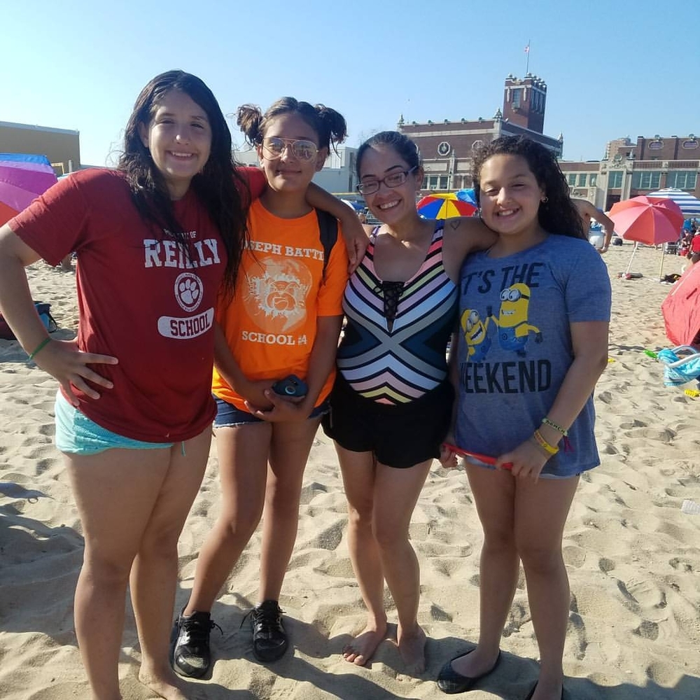 Meet your Posher, Selena